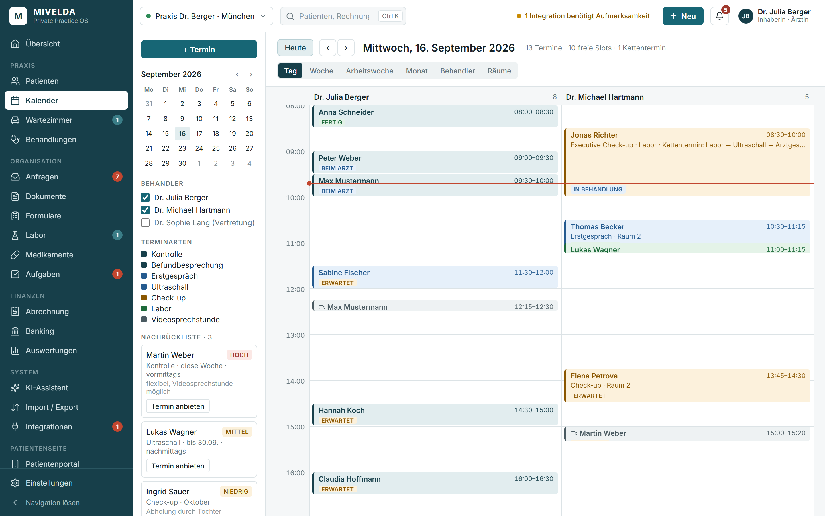 Kalender mit Ressourcen, Behandlern und online gebuchten Terminen